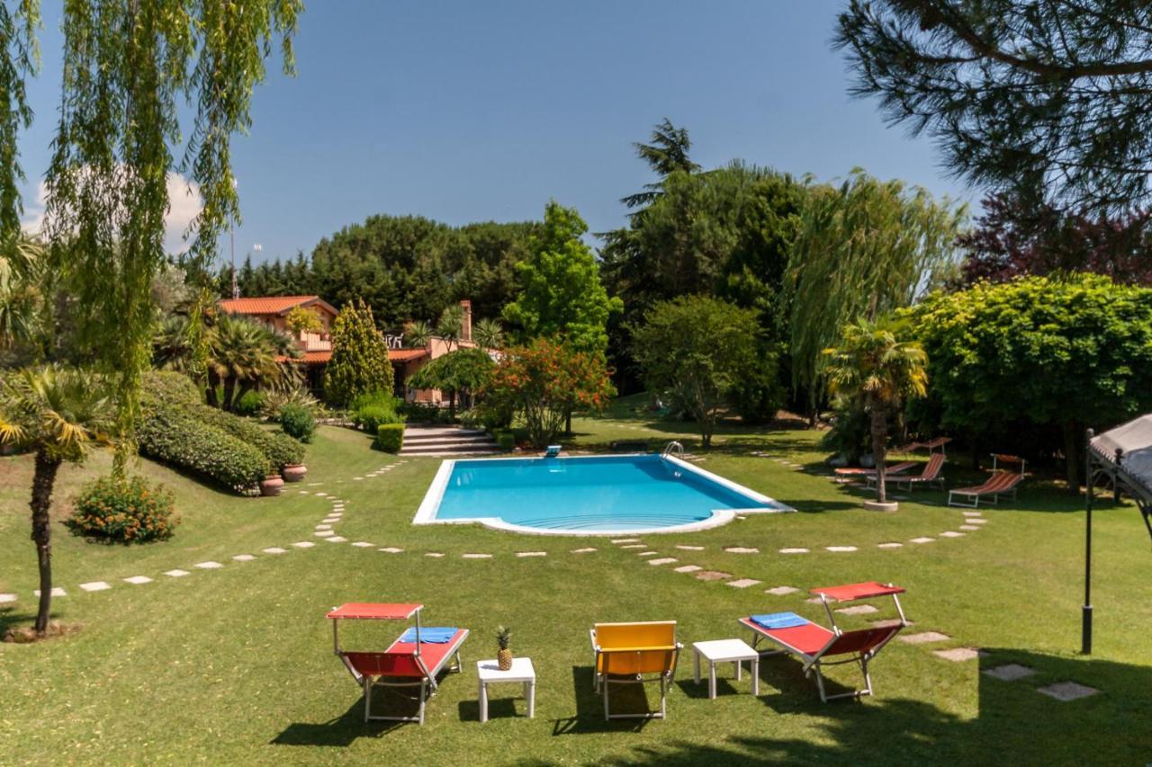 Relais Villaggio Azzurro Rzym Zewnętrze zdjęcie