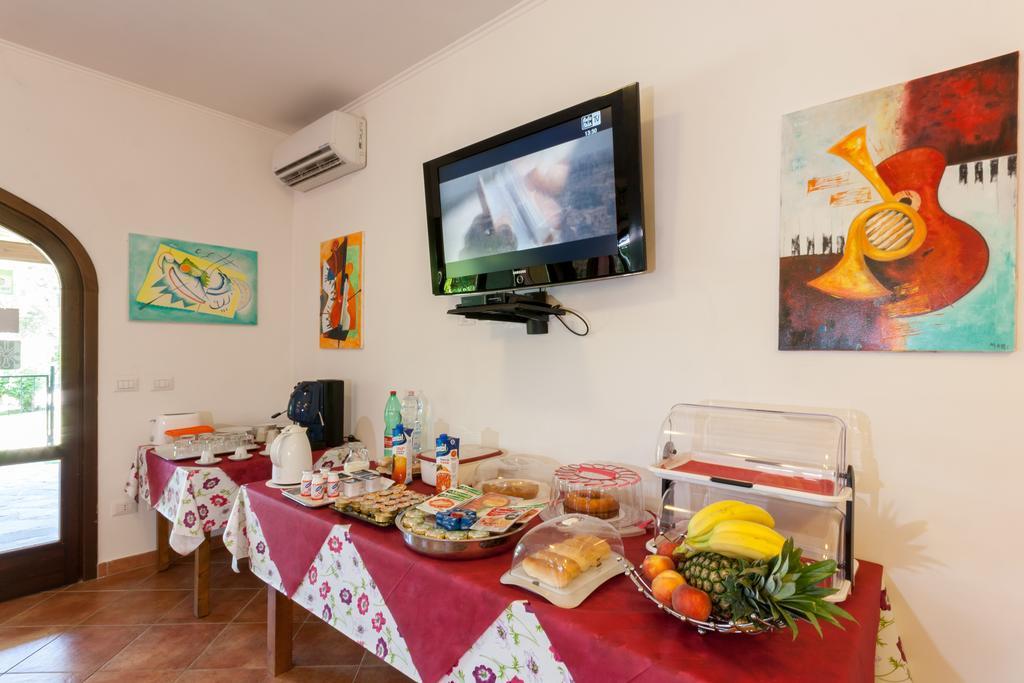 Relais Villaggio Azzurro Rzym Zewnętrze zdjęcie
